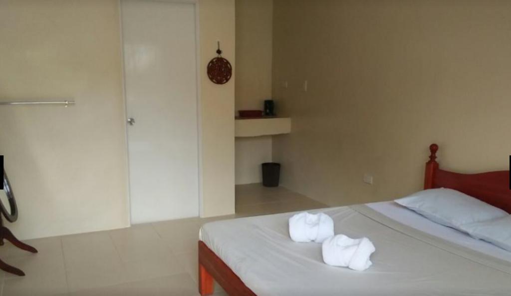 Anton'S Beach Resort 奥斯洛布 外观 照片