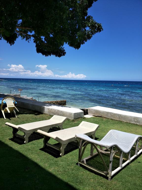 Anton'S Beach Resort 奥斯洛布 外观 照片